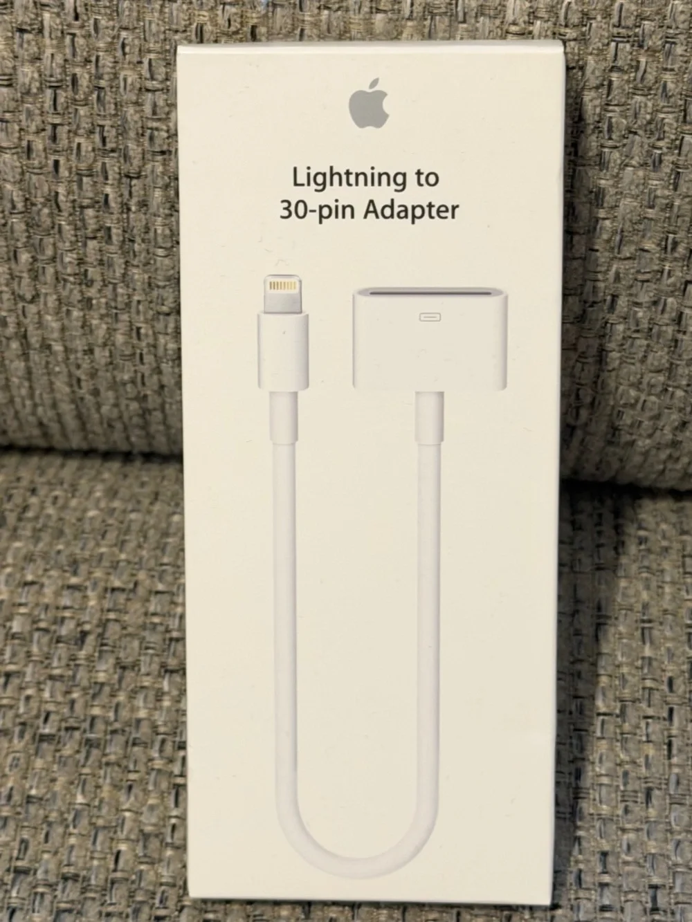 Genuine Apple Lightning to 30-pin Adapter Brand New